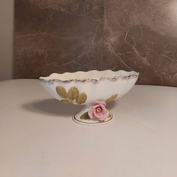Home decor accent piece- trinket/planter/bowl - Picture 2 of 9